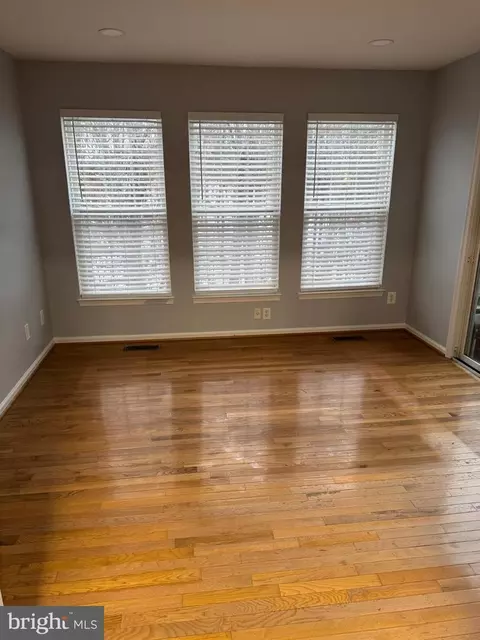 17439 Kagera Dr, Dumfries, VA 22025 photo 10