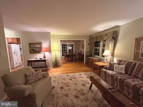 Living - 9702 Botsford Rd, Manassas, VA 20109 photo 2 of 4