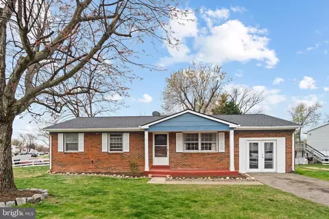 4501 Kingston Rd, Woodbridge, VA 22193
