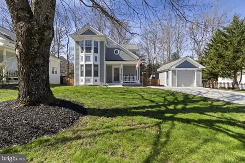 11980 Holly View Dr, Woodbridge, VA 22192