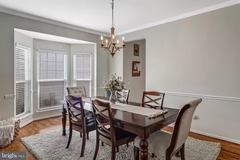 Dining - 4287 Meyers Rd, Triangle, VA 22172 photo 3 of 4