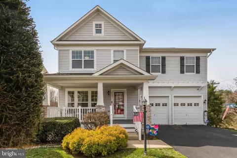 4287 Meyers Rd, Triangle, VA 22172