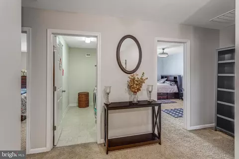 Entry Way - 4287 Meyers Rd, Triangle, VA 22172 photo 3 of 8