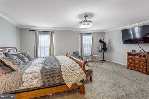 Bedroom - 4287 Meyers Rd, Triangle, VA 22172 photo 6 of 7