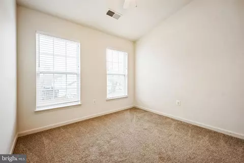 Bedroom - 5553 Hobsons Choice Loop, Manassas, VA 20112 photo 3 of 4