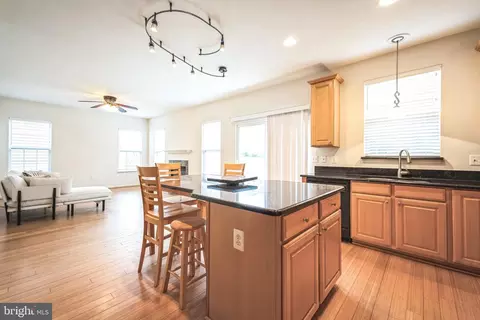Kitchen - 5553 Hobsons Choice Loop, Manassas, VA 20112 photo 1 of 2