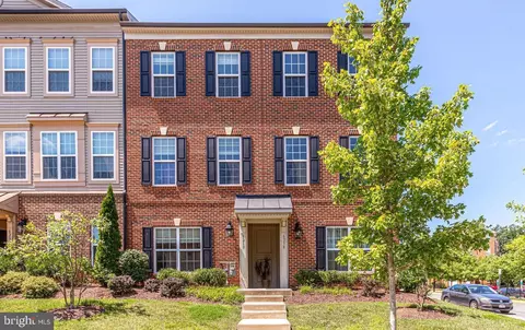 6260 Aster Haven Cir, Haymarket, VA 20169