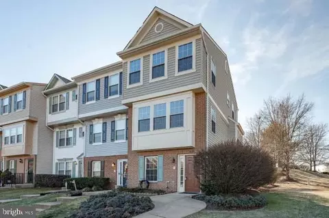 3633 Sherbrooke Cir #1, Woodbridge, VA 22192
