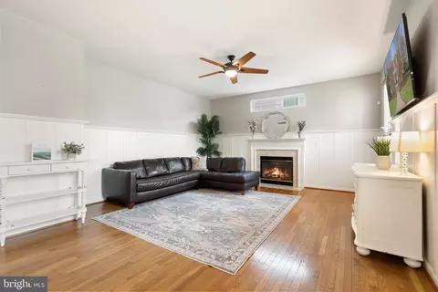 6754 Stapleton Pl, Gainesville, VA 20155 photo 16