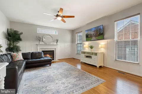 6754 Stapleton Pl, Gainesville, VA 20155 photo 17