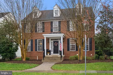 6754 Stapleton Pl, Gainesville, VA 20155 photo 4