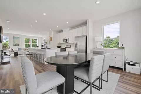 11248 Einstein St, Manassas, VA 20109 photo 8