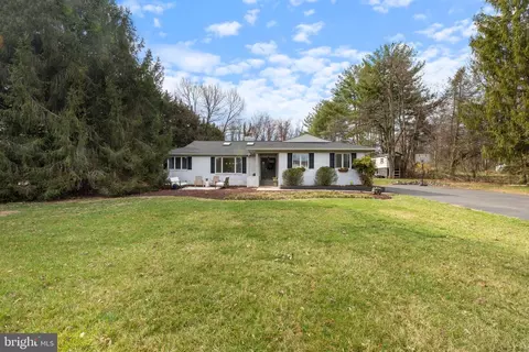 14382 Clearview Ave, Gainesville, VA 20155