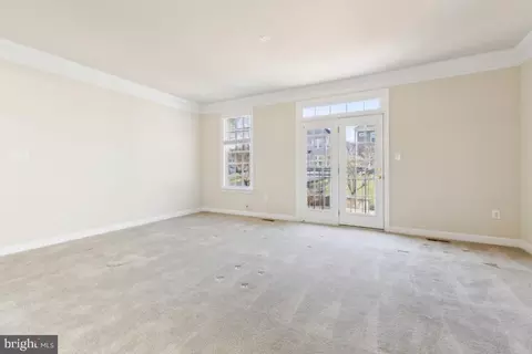 Living - 10918 Clara Barton Dr, Bristow, VA 20136 photo 3 of 6