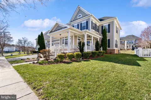 Exterior - 10918 Clara Barton Dr, Bristow, VA 20136 photo 2 of 6