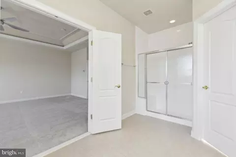 Entry Way - 10918 Clara Barton Dr, Bristow, VA 20136 photo 7 of 7