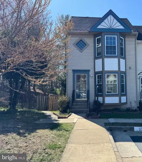 3514 Caledonia Cir, Woodbridge, VA 22192