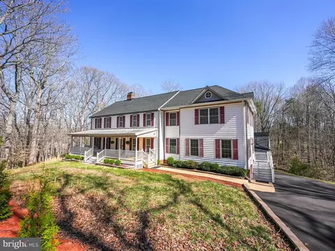 Exterior - 10001 Silver Fox Trl, Manassas, VA 20111 photo 13 of 15