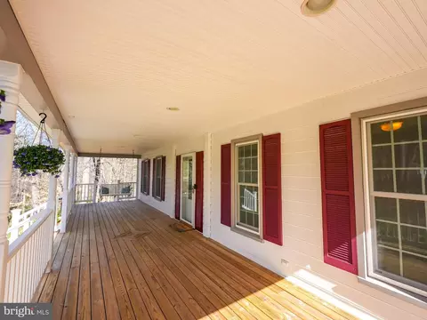 Exterior - 10001 Silver Fox Trl, Manassas, VA 20111 photo 9 of 15