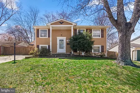 4307 Kenwood Dr, Woodbridge, VA 22193