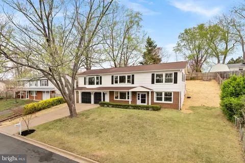 Other - 19005 Red Oak Ln, Triangle, VA 22172 photo 1 of 14