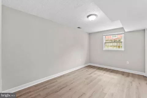 Other - 19005 Red Oak Ln, Triangle, VA 22172 photo 9 of 14