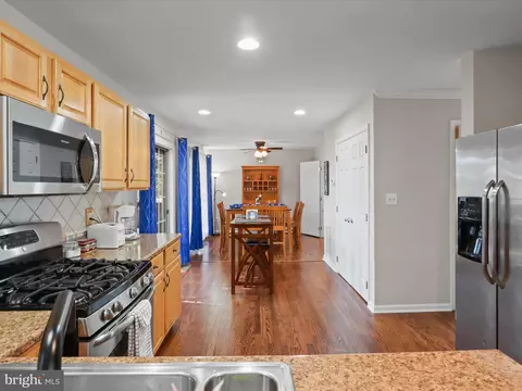 3273 Mountain Laurel Loop, Dumfries, VA 22026 photo 33