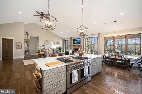 8080 Longtree Rd, Manassas, VA 20112 photo 24