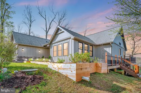 8080 Longtree Rd, Manassas, VA 20112 photo 4