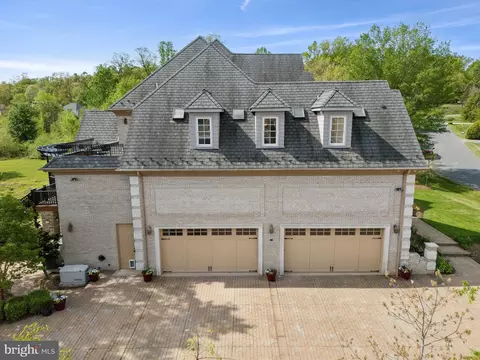 18495 Running Pine Ct, Triangle, VA 22172 photo 3