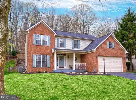 5959 Fincastle Dr, Manassas, VA 20112