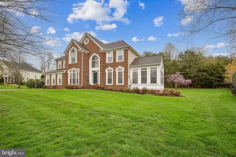 7664 Great Dover St, Gainesville, VA 20155