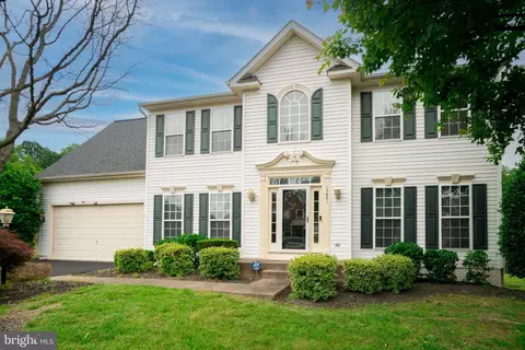 17661 Avenel Ln, Dumfries, VA 22026