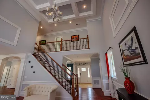 19078 Windsor Rd, Triangle, VA 22172 photo 1
