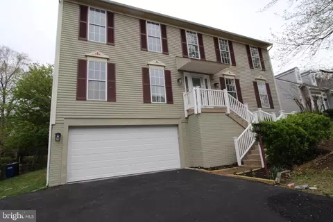 16828 Francis West Ln, Dumfries, VA 22026