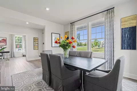 Dining - 18017 Marsh Pine Rd, Dumfries, VA 22026 photo 2 of 2