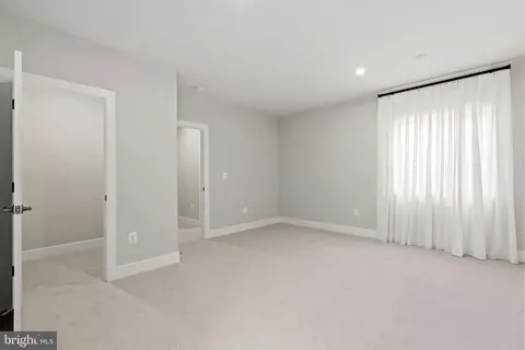 Bedroom - 18017 Marsh Pine Rd, Dumfries, VA 22026 photo 9 of 10