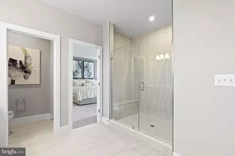 Entry Way - 18017 Marsh Pine Rd, Dumfries, VA 22026 photo 11 of 15