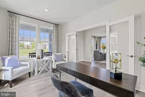 Entry Way - 18017 Marsh Pine Rd, Dumfries, VA 22026 photo 1 of 15