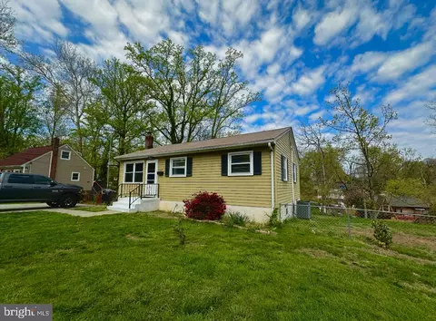 13430 Forest Glen Rd, Woodbridge, VA 22191