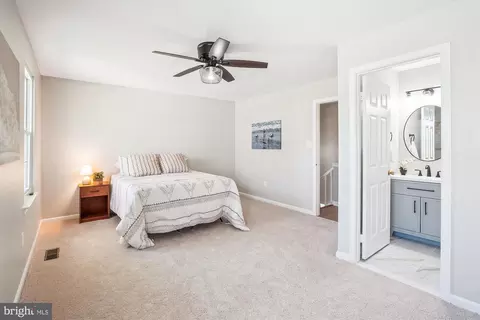15594 Northgate Dr, Dumfries, VA 22025 photo 12