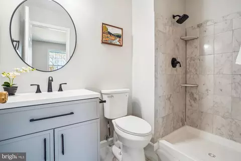 15594 Northgate Dr, Dumfries, VA 22025 photo 14
