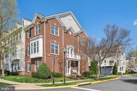 2122 Ivy Stone Pl, Woodbridge, VA 22191