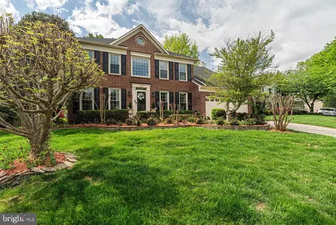 8201 Lone Oak Ct, Manassas, VA 20111