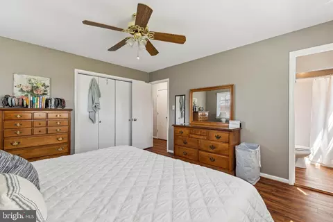 Bedroom - 11609 Smithfield Rd, Manassas, VA 20112 photo 2 of 6