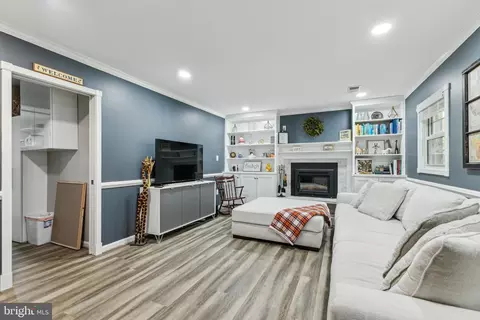 Entry Way - 11609 Smithfield Rd, Manassas, VA 20112 photo 2 of 3