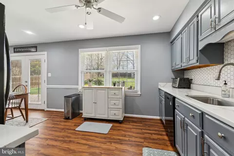 Entry Way - 11609 Smithfield Rd, Manassas, VA 20112 photo 1 of 3