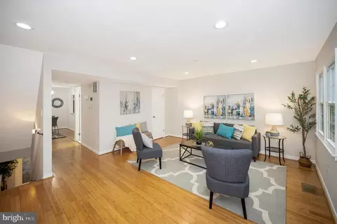 4131 Ferrara Ter, Woodbridge, VA 22193