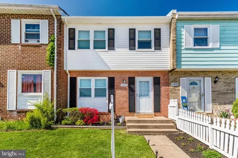 Exterior - 2454 Kilpatrick Pl, Dumfries, VA 22026 photo 2 of 5