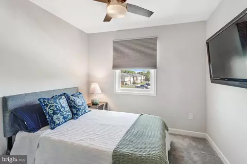 Bedroom - 2454 Kilpatrick Pl, Dumfries, VA 22026 photo 4 of 7